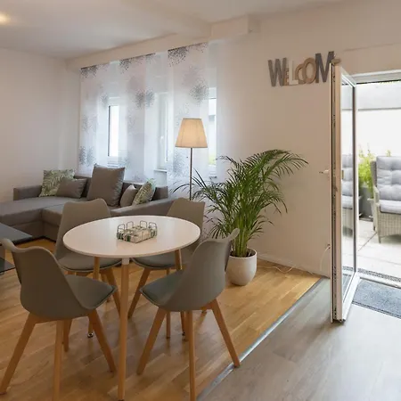 Ganz Nah Am Foerderturm Zeche Zollverein *